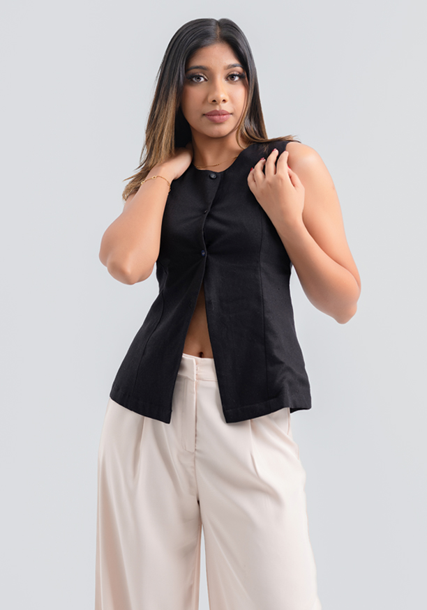 JANET SLEEVELESS BLACK BLOUSE